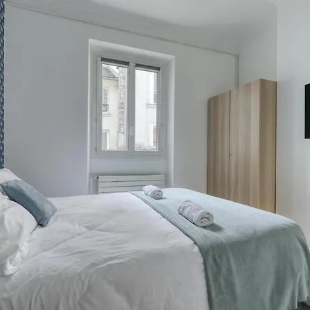 Superb Large And New 4bds Flat - Heart Of 10 Apartment Paris